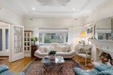 https://images.listonce.com.au/custom/160x/listings/11-charlton-road-eaglemont-vic-3084/350/01531350_img_05.jpg?JHx0vjLRttk