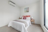 https://images.listonce.com.au/custom/160x/listings/11-claire-street-mckinnon-vic-3204/734/01564734_img_08.jpg?S65hT82DMko