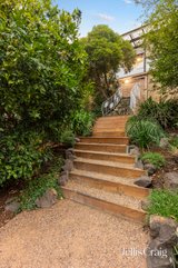 https://images.listonce.com.au/custom/160x/listings/11-cleve-road-pascoe-vale-south-vic-3044/721/01978721_img_15.jpg?zGsLpyR6RiQ