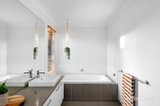 https://images.listonce.com.au/custom/160x/listings/11-collard-drive-diamond-creek-vic-3089/665/01751665_img_10.jpg?TPgUSTgCA20