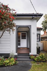 https://images.listonce.com.au/custom/160x/listings/11-collings-street-brunswick-west-vic-3055/282/01302282_img_02.jpg?Imf0BIh9fE4