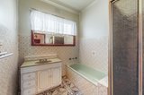 https://images.listonce.com.au/custom/160x/listings/11-commercial-road-footscray-vic-3011/423/01719423_img_03.jpg?pjL_SjOZwPc