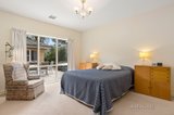 https://images.listonce.com.au/custom/160x/listings/11-coolidge-wynd-macleod-vic-3085/478/00640478_img_05.jpg?FazZWdGG_eI