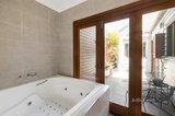 https://images.listonce.com.au/custom/160x/listings/11-cotter-street-richmond-vic-3121/604/01600604_img_09.jpg?JhFYZFnYCR0