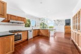 https://images.listonce.com.au/custom/160x/listings/11-craiglea-court-doncaster-east-vic-3109/394/01648394_img_02.jpg?zZQx_CKAHas