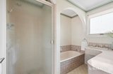 https://images.listonce.com.au/custom/160x/listings/11-cranmere-avenue-belmont-vic-3216/427/01739427_img_13.jpg?cwBOPecc5SE