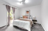 https://images.listonce.com.au/custom/160x/listings/11-crimson-avenue-blackburn-south-vic-3130/425/01329425_img_09.jpg?wFueouwbHpU