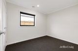 https://images.listonce.com.au/custom/160x/listings/11-croce-avenue-wollert-vic-3750/827/01735827_img_08.jpg?SlAxM91Syps