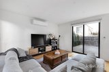 https://images.listonce.com.au/custom/160x/listings/11-darvall-street-rosanna-vic-3084/052/01766052_img_03.jpg?-AeIaucbLxo
