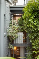https://images.listonce.com.au/custom/160x/listings/11-david-street-carlton-vic-3053/515/01680515_img_13.jpg?gGG6WDqSRLE