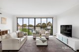 https://images.listonce.com.au/custom/160x/listings/11-diamond-boulevard-greensborough-vic-3088/516/01812516_img_03.jpg?joTpOm0LVLQ