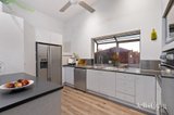 https://images.listonce.com.au/custom/160x/listings/11-elana-court-croydon-north-vic-3136/116/01822116_img_05.jpg?M34uGjQyQbc