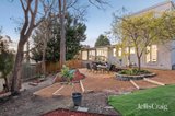 https://images.listonce.com.au/custom/160x/listings/11-elana-court-croydon-north-vic-3136/116/01822116_img_14.jpg?u68LbmPX5QE