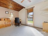 https://images.listonce.com.au/custom/160x/listings/11-elizabeth-street-smythesdale-vic-3351/606/01576606_img_08.jpg?o7NYnqTG4js