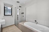 https://images.listonce.com.au/custom/160x/listings/11-elmington-avenue-forest-hill-vic-3131/524/01951524_img_08.jpg?DUnGo2D2EA0