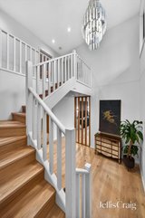 https://images.listonce.com.au/custom/160x/listings/11-elmington-avenue-forest-hill-vic-3131/524/01951524_img_12.jpg?qDQmR80VK6g