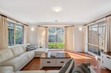 https://images.listonce.com.au/custom/160x/listings/11-emary-court-yarra-glen-vic-3775/070/01982070_img_02.jpg?-ZnchKM-_nQ
