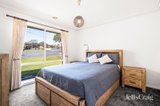 https://images.listonce.com.au/custom/160x/listings/11-emary-court-yarra-glen-vic-3775/070/01982070_img_06.jpg?aqyuCbIS7T4