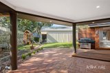 https://images.listonce.com.au/custom/160x/listings/11-emary-court-yarra-glen-vic-3775/070/01982070_img_09.jpg?Xf8IJOLI3H0