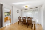 https://images.listonce.com.au/custom/160x/listings/11-emerald-street-mount-waverley-vic-3149/899/01718899_img_06.jpg?OlxJjQMRJRw