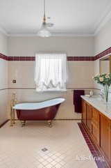 https://images.listonce.com.au/custom/160x/listings/11-emu-avenue-altona-vic-3018/821/01985821_img_23.jpg?j56bVQoN3nk