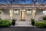 https://images.listonce.com.au/custom/160x/listings/11-evandale-road-malvern-vic-3144/082/01094082_img_03.jpg?70jAfO_NySk