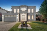 https://images.listonce.com.au/custom/160x/listings/11-fernhurst-drive-glen-waverley-vic-3150/602/01722602_img_01.jpg?5fVGDGQK40c
