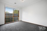 https://images.listonce.com.au/custom/160x/listings/11-firestone-court-sunbury-vic-3429/557/01772557_img_08.jpg?f_ar_bR34rs