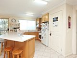 https://images.listonce.com.au/custom/160x/listings/11-frances-avenue-yarra-glen-vic-3775/218/01525218_img_05.jpg?FW70b-ilSVw