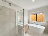 https://images.listonce.com.au/custom/160x/listings/11-frangipani-avenue-charlemont-vic-3217/975/01980975_img_03.jpg?npADOUpcB3I