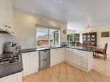 https://images.listonce.com.au/custom/160x/listings/11-frank-street-balwyn-north-vic-3104/862/00828862_img_06.jpg?_gPpcELSEaM