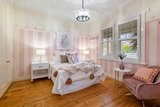 https://images.listonce.com.au/custom/160x/listings/11-gavan-street-camberwell-vic-3124/113/01683113_img_08.jpg?MDg5kiP_S-U