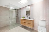 https://images.listonce.com.au/custom/160x/listings/11-geelong-road-barwon-heads-vic-3227/978/01931978_img_17.jpg?vCFatxG_2dw