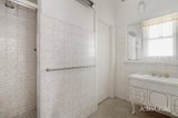 https://images.listonce.com.au/custom/160x/listings/11-gilbert-grove-bentleigh-vic-3204/989/01989989_img_07.jpg?Vvvu-lFBvMA