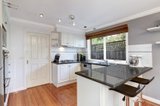 https://images.listonce.com.au/custom/160x/listings/11-gladstone-street-surrey-hills-vic-3127/092/00131092_img_03.jpg?2cVvfWoTRkc