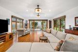 https://images.listonce.com.au/custom/160x/listings/11-glen-avenue-east-geelong-vic-3219/983/01725983_img_04.jpg?X-q3lpCU0y0