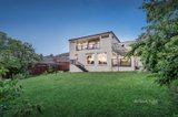 https://images.listonce.com.au/custom/160x/listings/11-glen-court-glen-waverley-vic-3150/769/01295769_img_23.jpg?woWsZL0E7YI