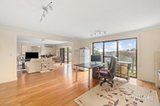 https://images.listonce.com.au/custom/160x/listings/11-goble-street-niddrie-vic-3042/204/01969204_img_08.jpg?RWxGcM65RG0