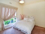 https://images.listonce.com.au/custom/160x/listings/11-godfrey-street-east-geelong-vic-3219/987/01698987_img_07.jpg?7MEaigIhUXM