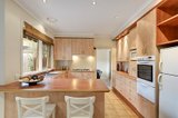 https://images.listonce.com.au/custom/160x/listings/11-grace-street-glen-waverley-vic-3150/052/00096052_img_03.jpg?3RcOLhjfJL8