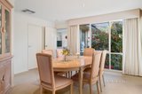 https://images.listonce.com.au/custom/160x/listings/11-green-gully-court-st-helena-vic-3088/372/01437372_img_04.jpg?Ys4zX_Mn0UU