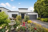 https://images.listonce.com.au/custom/160x/listings/11-grenville-street-daylesford-vic-3460/136/01321136_img_01.jpg?REw-Abz5p1w