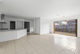 https://images.listonce.com.au/custom/160x/listings/11-hanworth-avenue-williams-landing-vic-3027/205/01735205_img_03.jpg?-3mINamdPfM