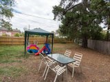 https://images.listonce.com.au/custom/160x/listings/11-helena-road-lilydale-vic-3140/382/01524382_img_04.jpg?lbIPH7CAuFw