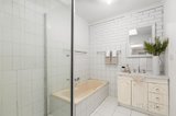 https://images.listonce.com.au/custom/160x/listings/11-herbert-street-dallas-vic-3047/220/01982220_img_07.jpg?Q_-ExxxKyOA