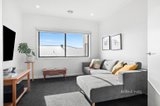 https://images.listonce.com.au/custom/160x/listings/11-hill-view-court-mckenzie-hill-vic-3451/856/01594856_img_06.jpg?CmlcJBa_KT4