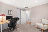 https://images.listonce.com.au/custom/160x/listings/11-hillcrest-court-donvale-vic-3111/621/01878621_img_10.jpg?AFDnltPT9ZE