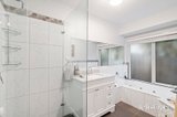 https://images.listonce.com.au/custom/160x/listings/11-hillcrest-court-donvale-vic-3111/621/01878621_img_11.jpg?7_To5rl1Qx8