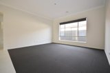 https://images.listonce.com.au/custom/160x/listings/11-holgate-road-lucas-vic-3350/991/01575991_img_05.jpg?rk1y8nzkir4