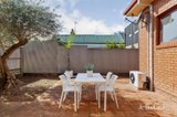 https://images.listonce.com.au/custom/160x/listings/11-hull-street-richmond-vic-3121/221/01975221_img_10.jpg?vrK-4it6YKk